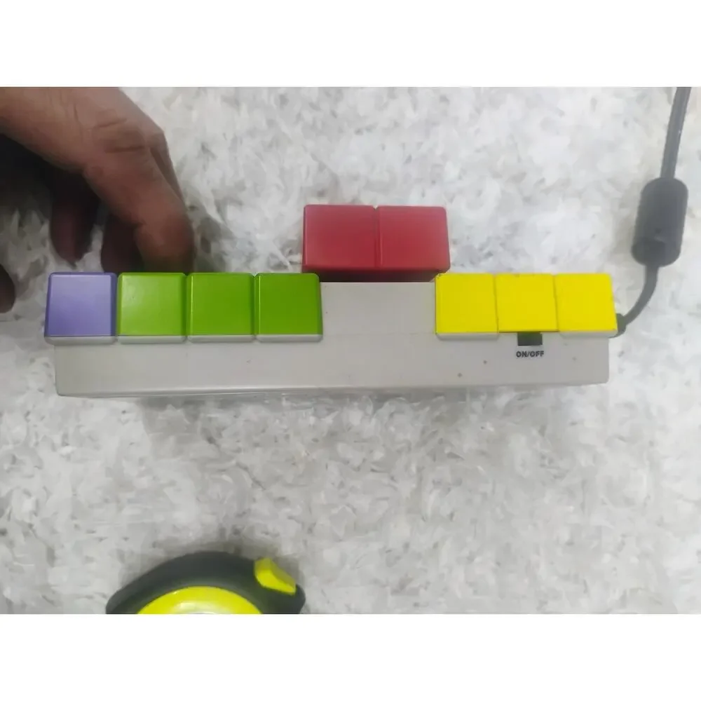 Vintage Radica 2003 TETRIS Player TV Plug and Play Game 1 controller Used Works